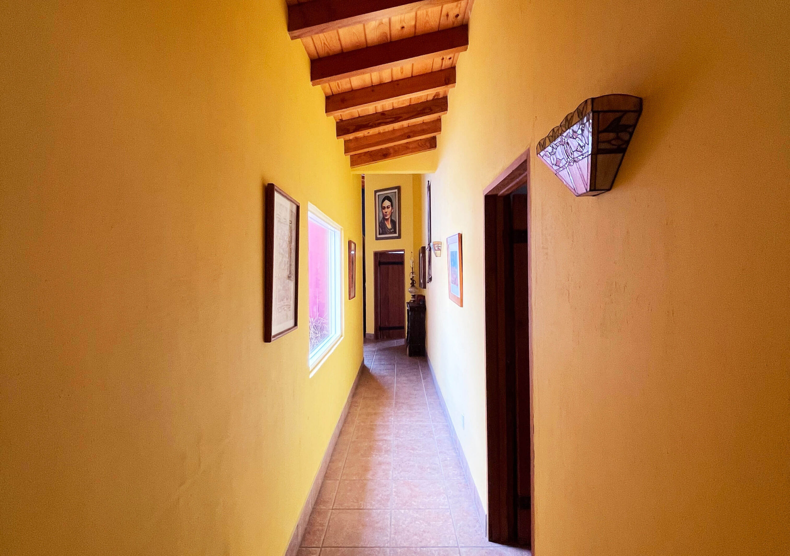 9.-Estrella-North-Hallway-HORIZONTAL