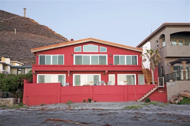 Common-Casa-Backside-1